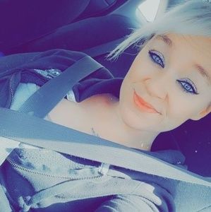 Meet your Posher, Kayykay
